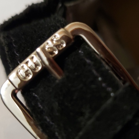 🏵🦋 Guess fringe sandals - Picture 8 of 9